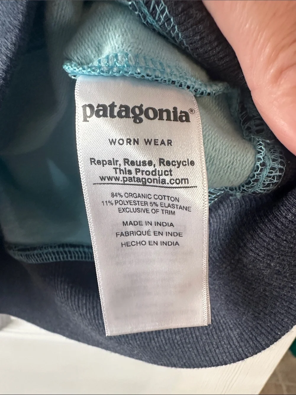 NWT Patagonia Men’s Crewneck Sweatshirt in crevasse blue with navy trim